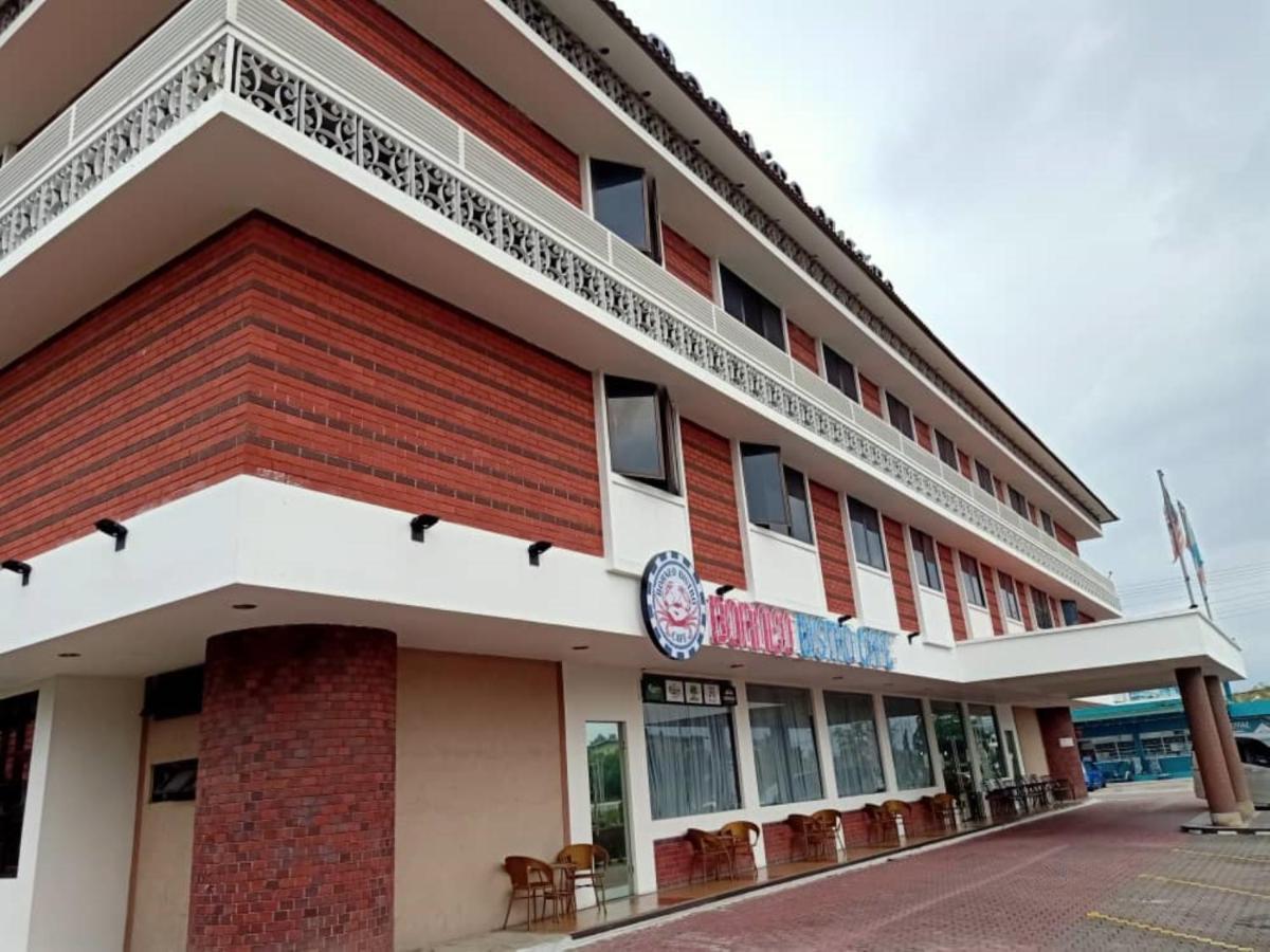Super Oyo 90464 Borneo Suites Hotel كوتا كينابالو المظهر الخارجي الصورة